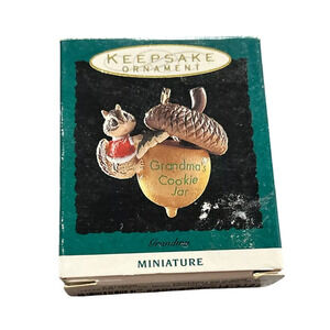 Hallmark Keepsake Christmas Ornament 1993 - Grandma's Cookie Jar Squirrel